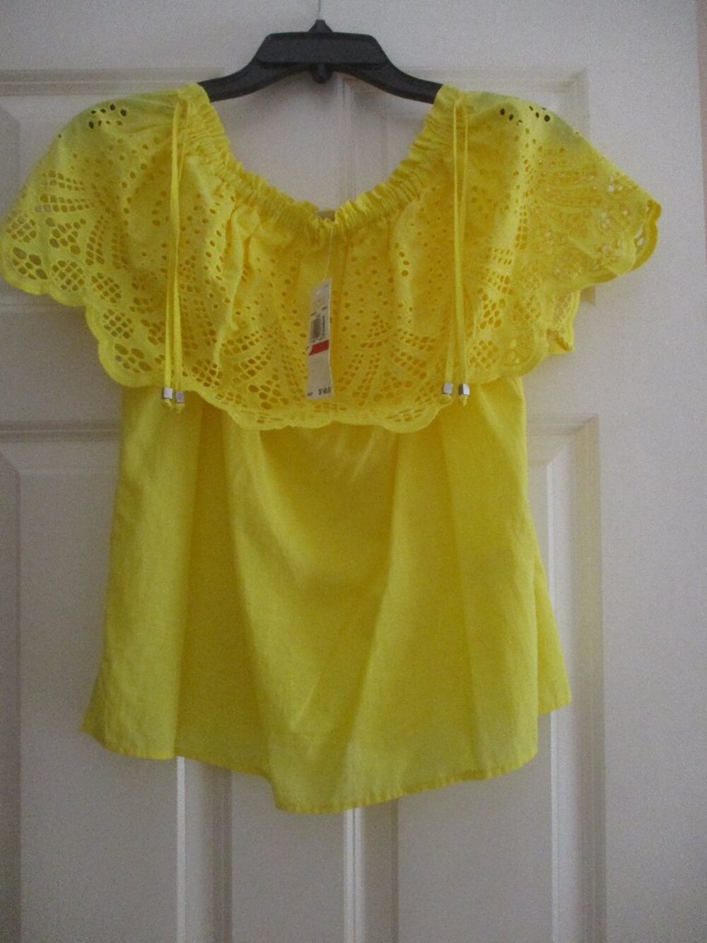 Michael by Michael Kors Off Shoulder Embroidered Yellow Cotton Top sz XS NWT